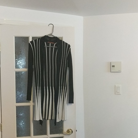 Belldini Black & White Womens Cardigan - Picture 1 of 3